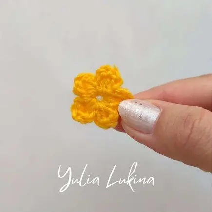 Crochet flower tutorial Crochet flower tutorial