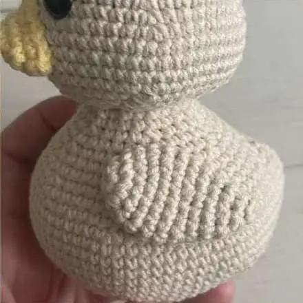 Crochet duck sewing wings