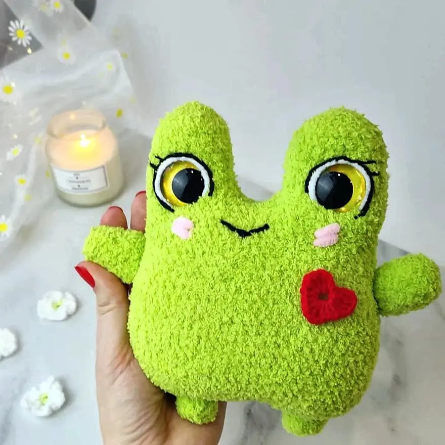 Amigurumi frog crochet toy