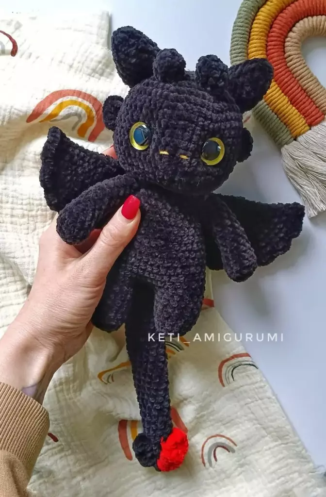 Free crochet Toothless amigurumi pattern