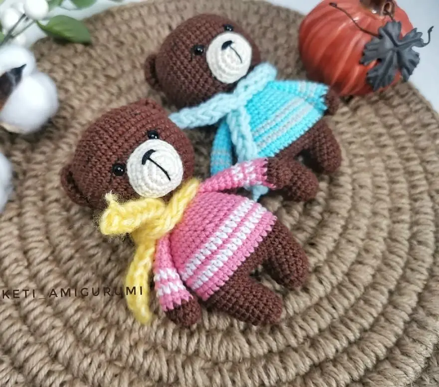 Amigurumi bear crochet toy