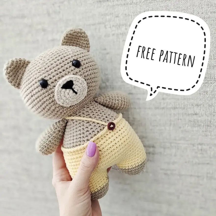 Amigurumi teddy bear in pants free pattern