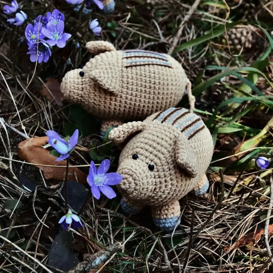 Crochet wild boar baby free pattern
