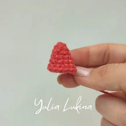 Crochet hat for a toy Crochet hat for a toy