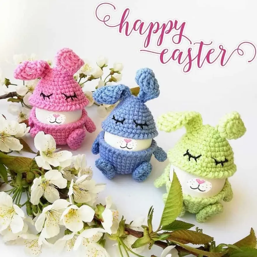 Easter bunny egg cozy free pattern