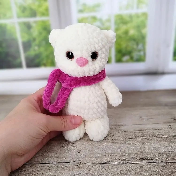 Plush cat amigurumi