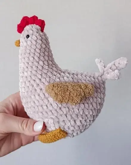 Amigurumi chicken
