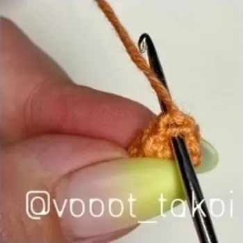 Crochet pumpkin witch arm
