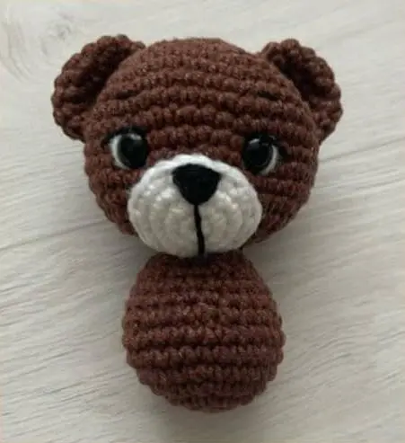 Crochet teddy bear assembly