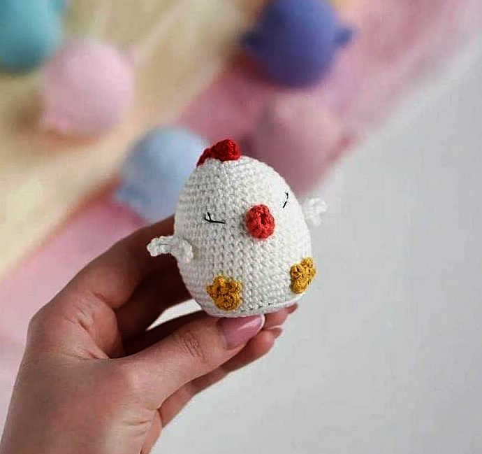 Amigurumi Easter Chicken Free Crochet Pattern