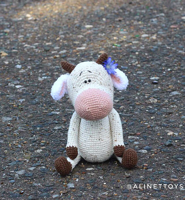 Amigurumi Cow Free Pattern