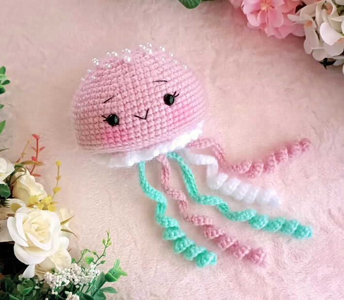 Crochet Jellyfish Free Amigurumi Pattern