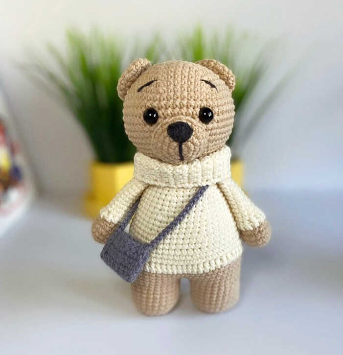 Amigurumi Bear with Bag Free Pattern
