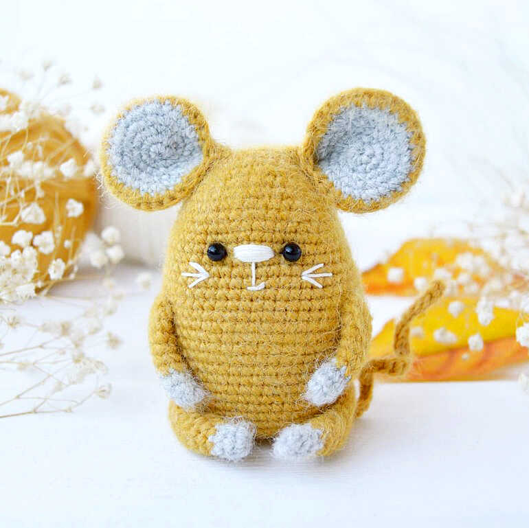 Amigurumi Cute Mouse Free Pattern