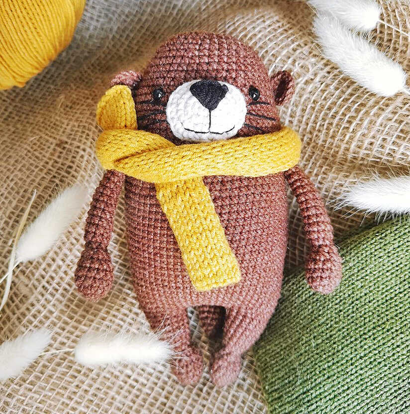 Amigurumi Otter Free Pattern