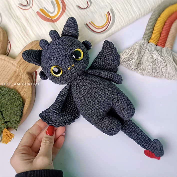 Toothless Dragon Amigurumi Free Crochet Pattern