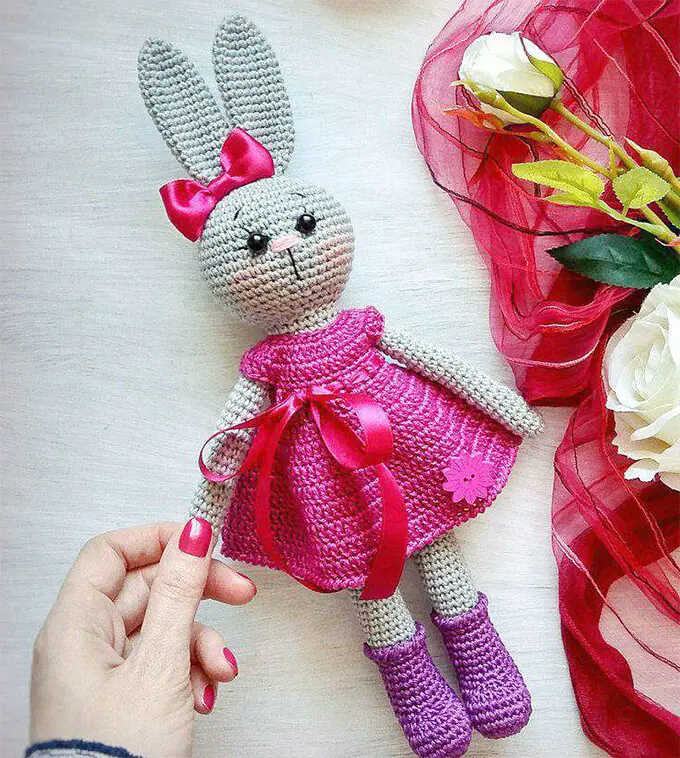bunny amigurumi dress free crochet pattern cute rabbit crochet doll outfit